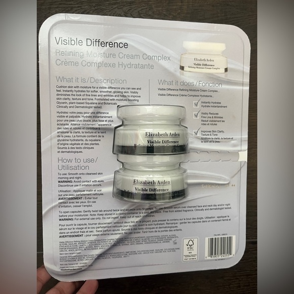 Elizabeth Arden Visible Difference Refining Moisture Cream Ceramide Capsules - Picture 4 of 4